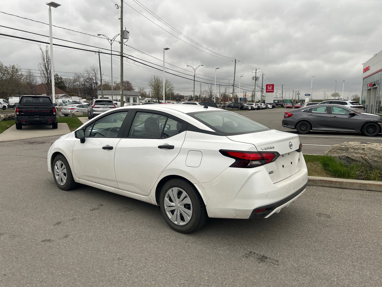 2024 Nissan Versa S-2