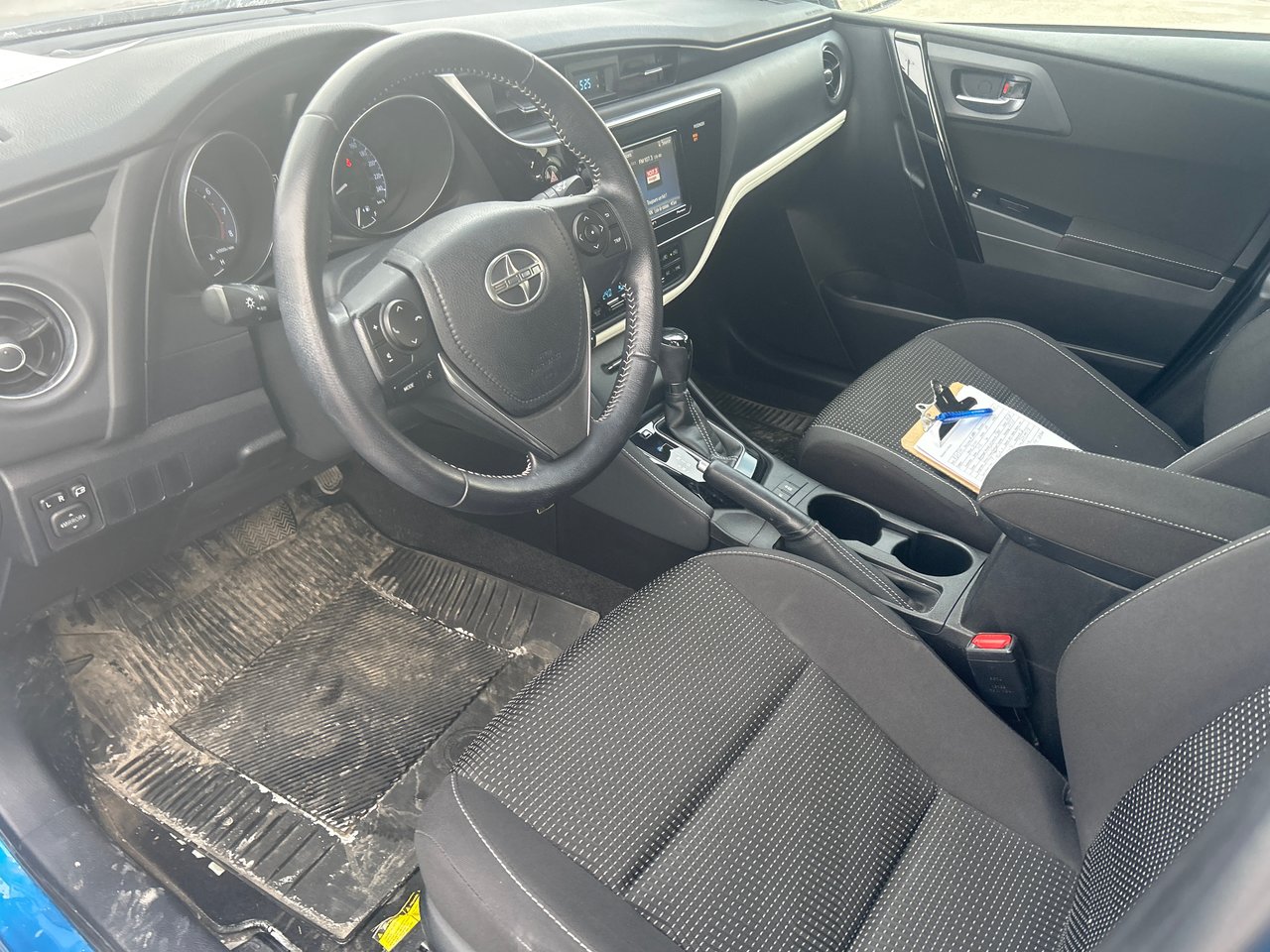 Scion iM  2016-6