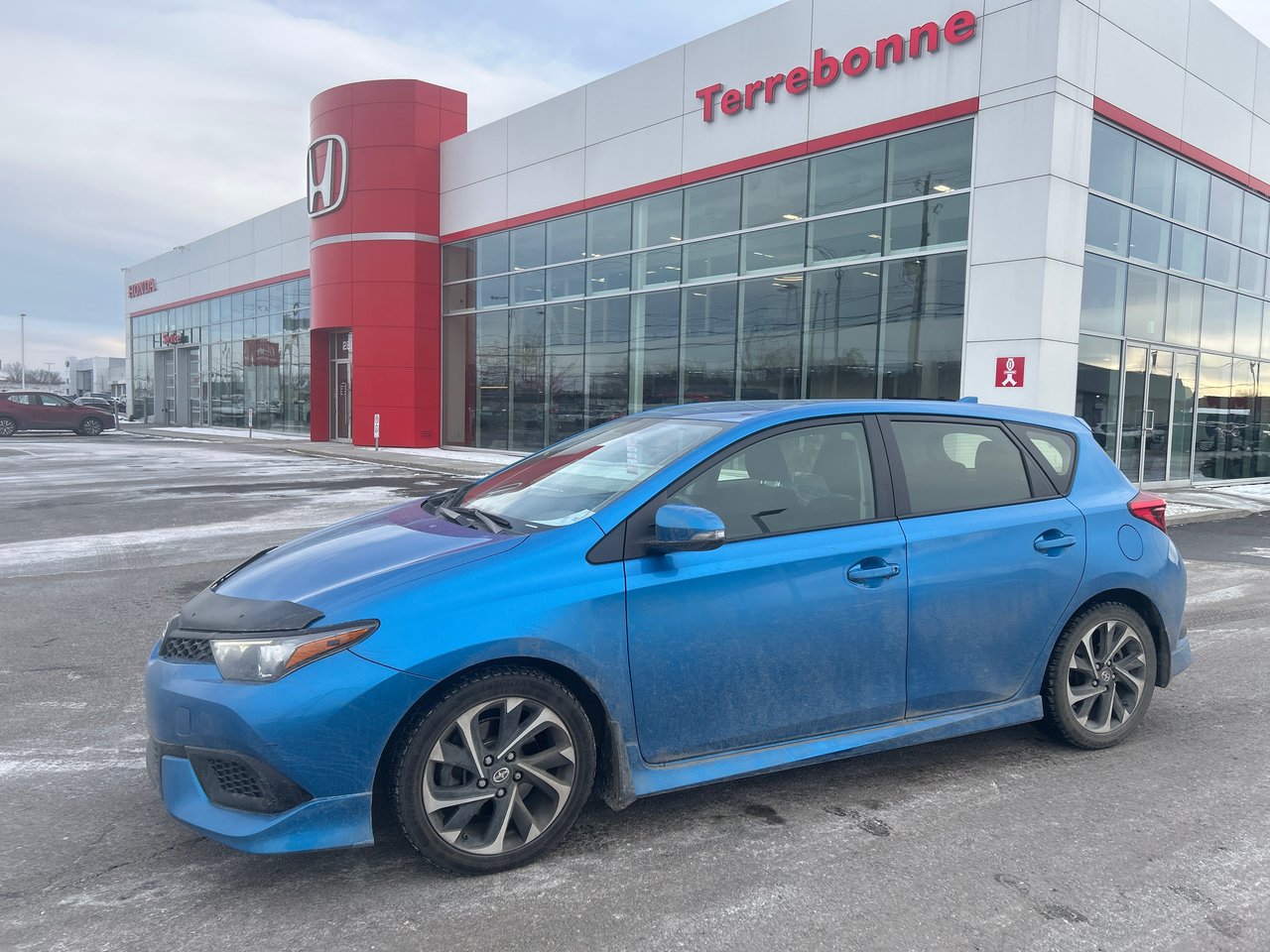 Scion iM  2016-0