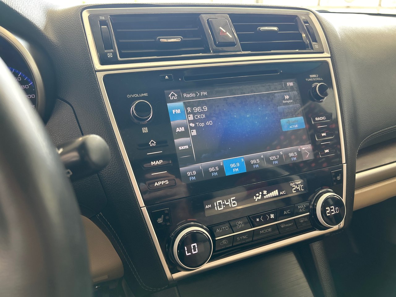 2018 Subaru Outback Limited-24