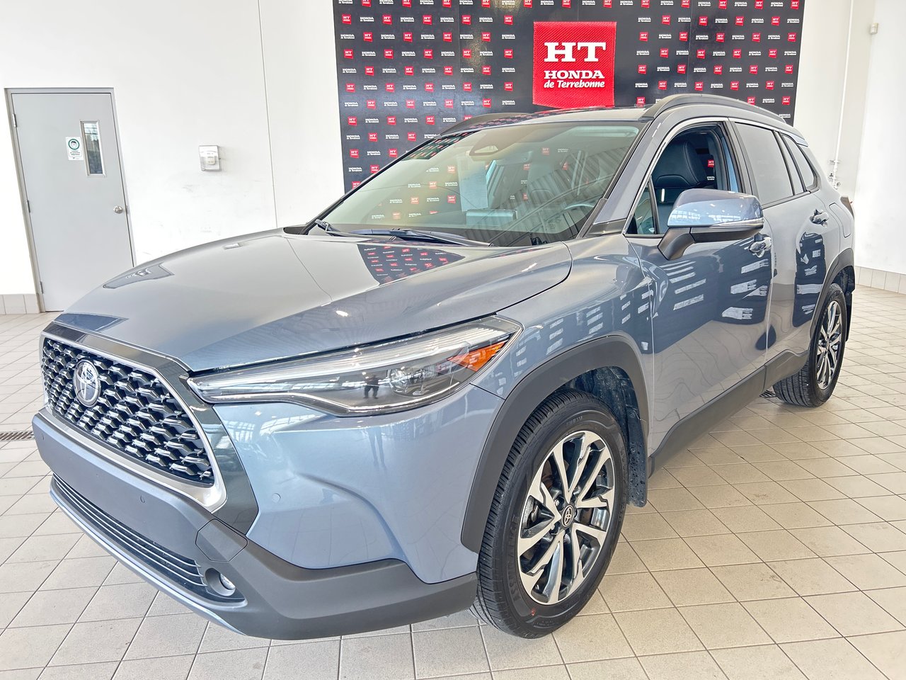 Gray 2023 Toyota Corolla Cross XLE AWD SUV / Crossover All-Wheel Drive Continuously Variable Transmission