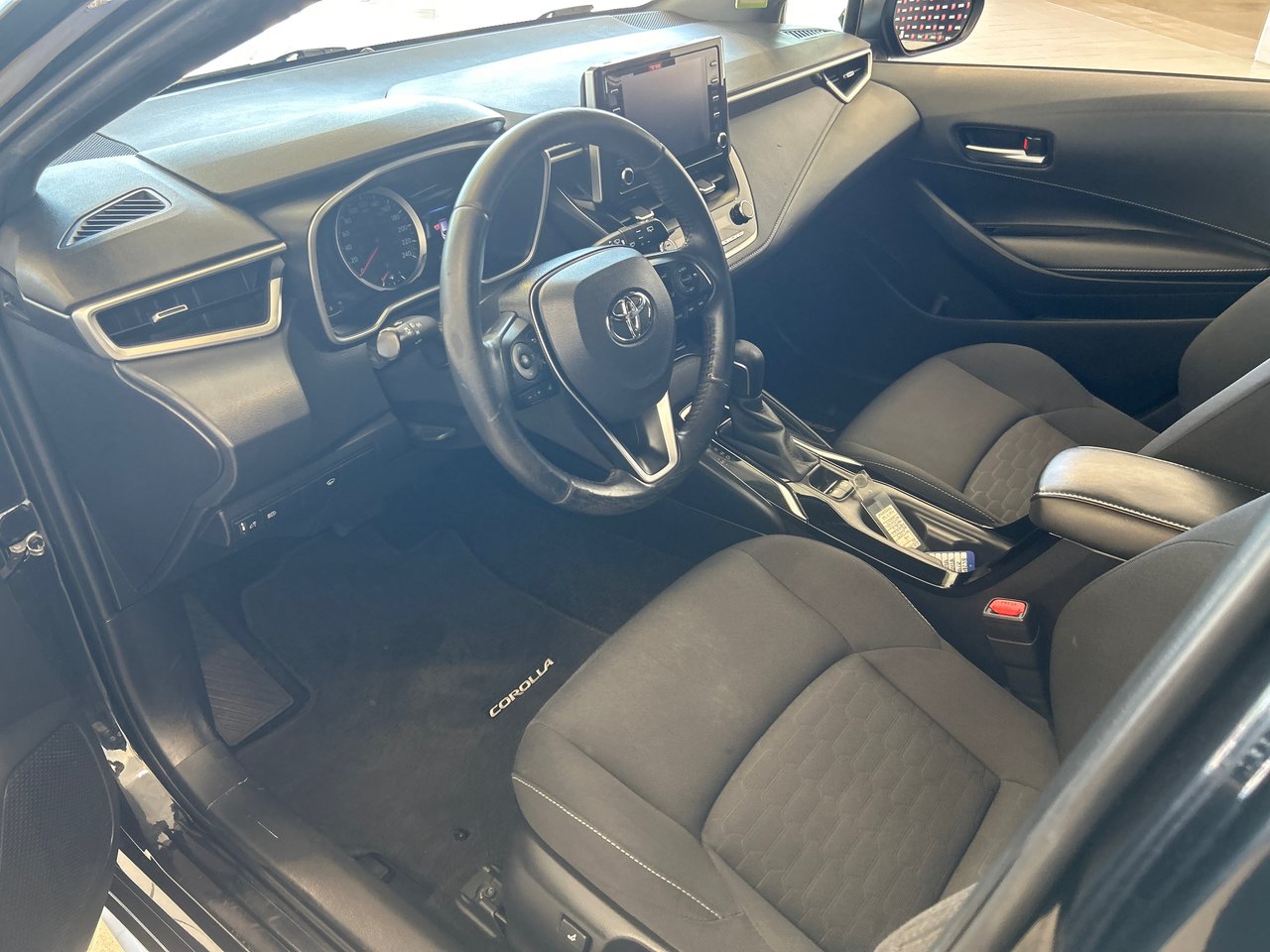 2019 Toyota Corolla Hatchback SE-14