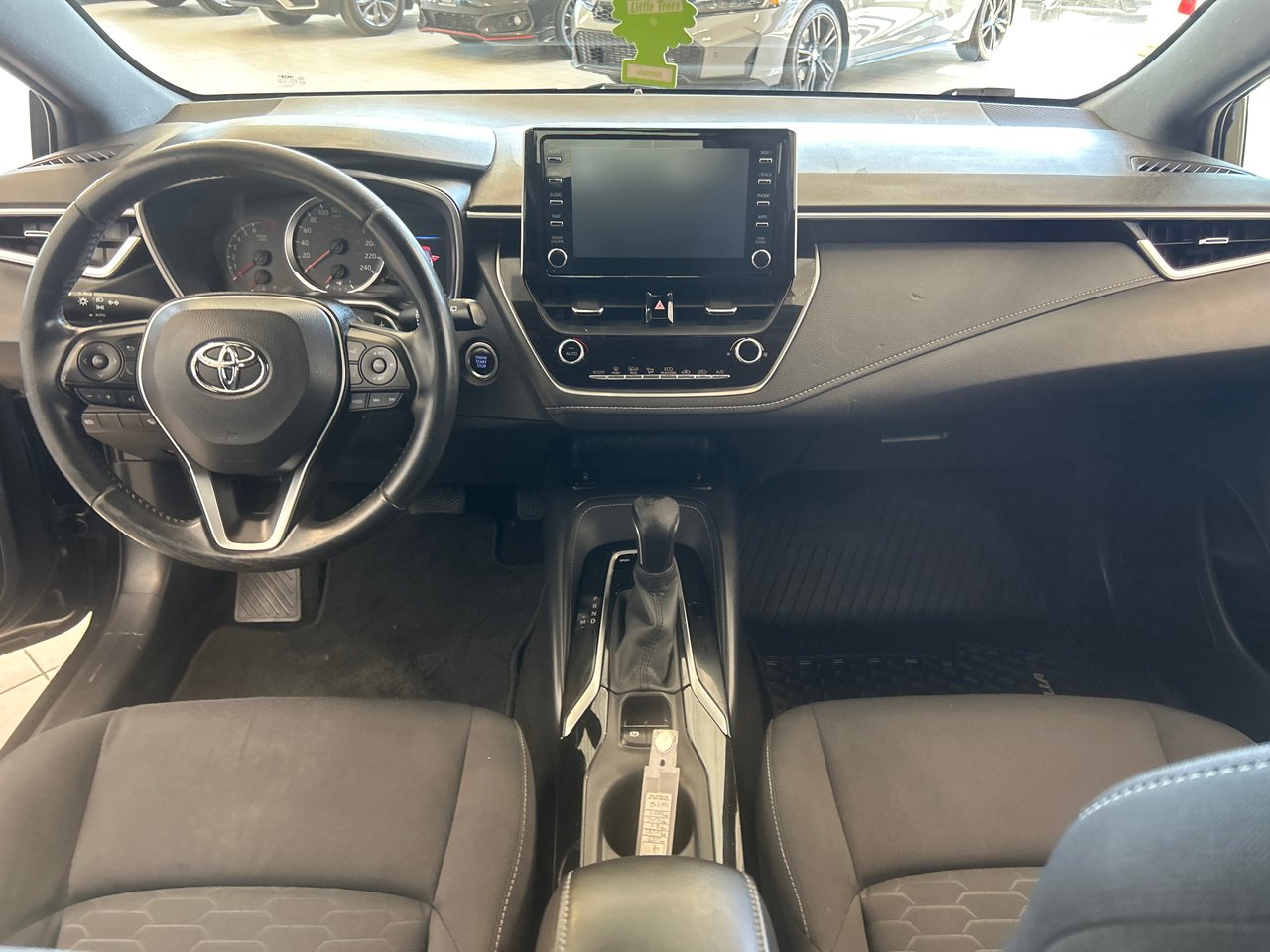 2019 Toyota Corolla Hatchback SE-10