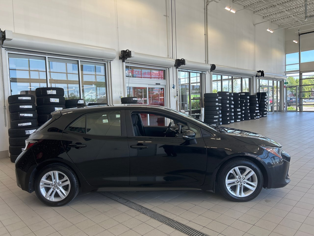 2019 Toyota Corolla Hatchback SE-2