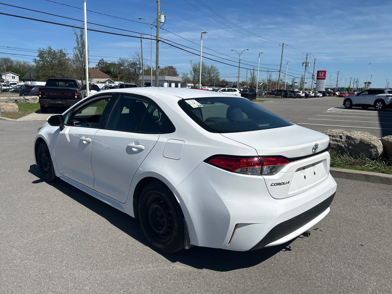 Toyota Corolla L 2020-3