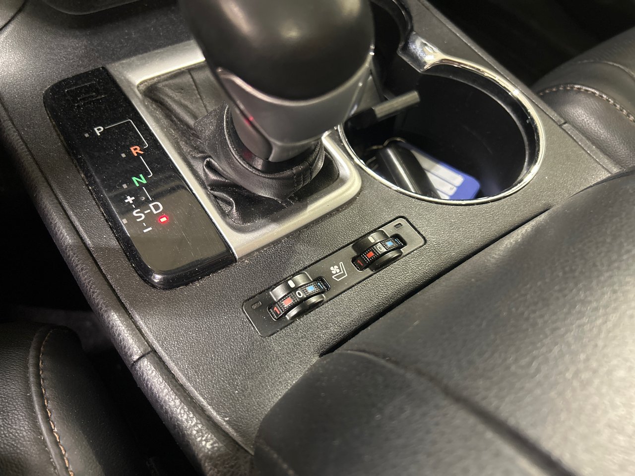 2017 Toyota Highlander Limited-14
