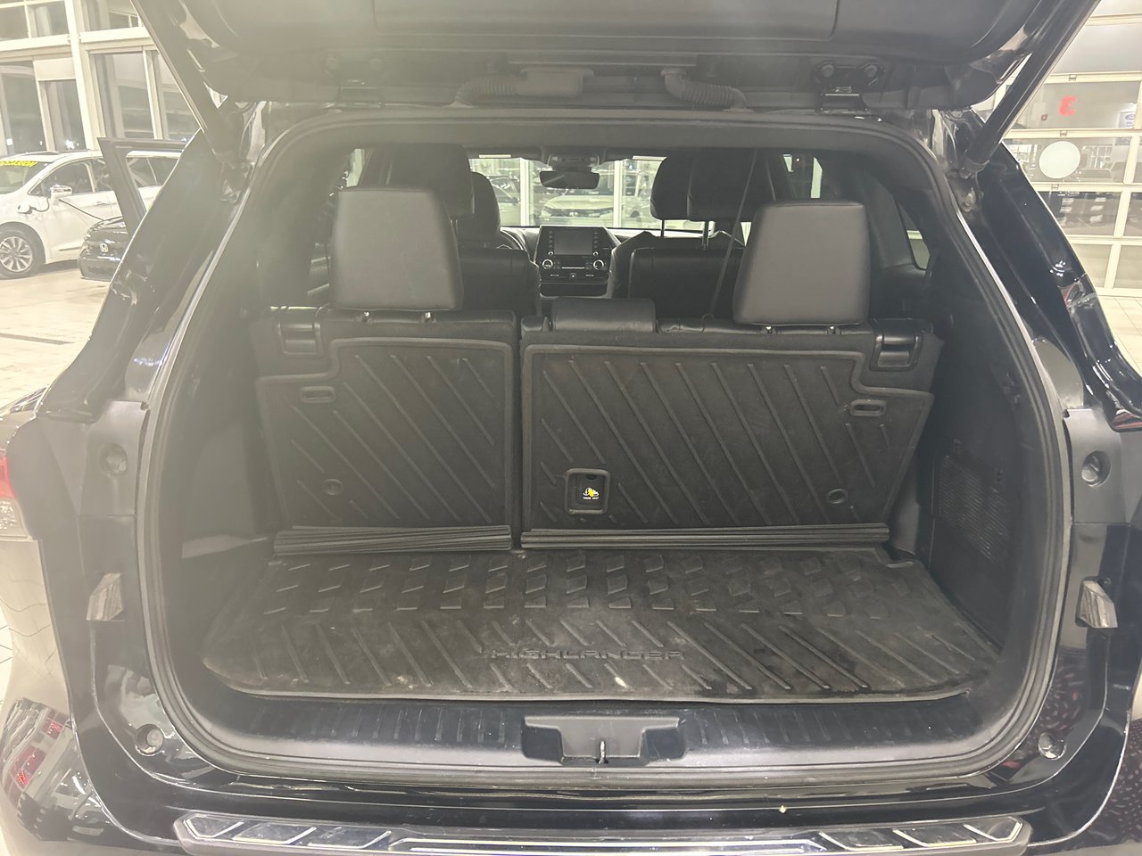 2022 Toyota Highlander XSE-9