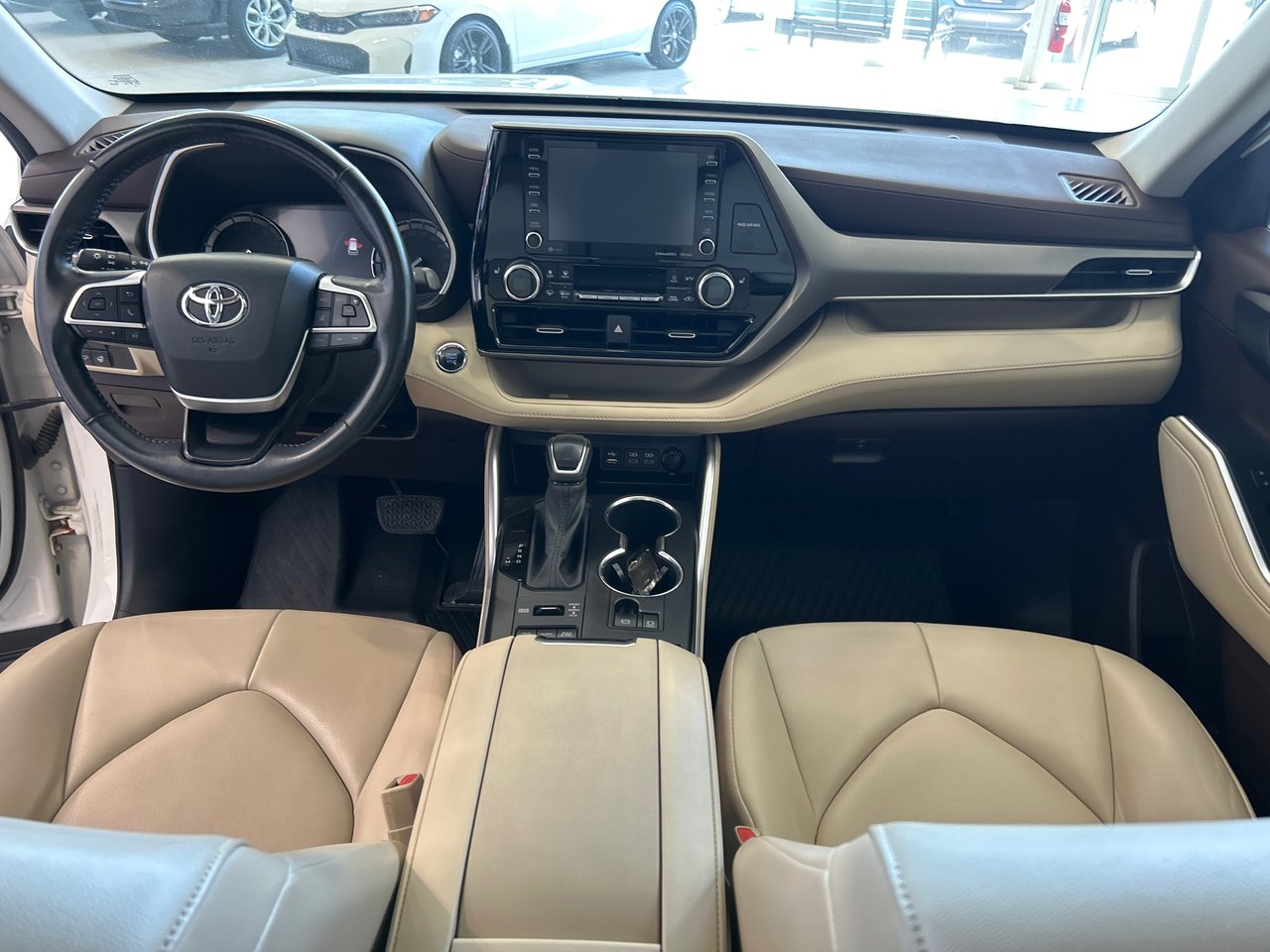 2022 Toyota Highlander XLE-14