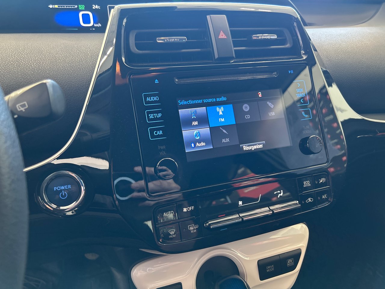 2018 Toyota Prius-19