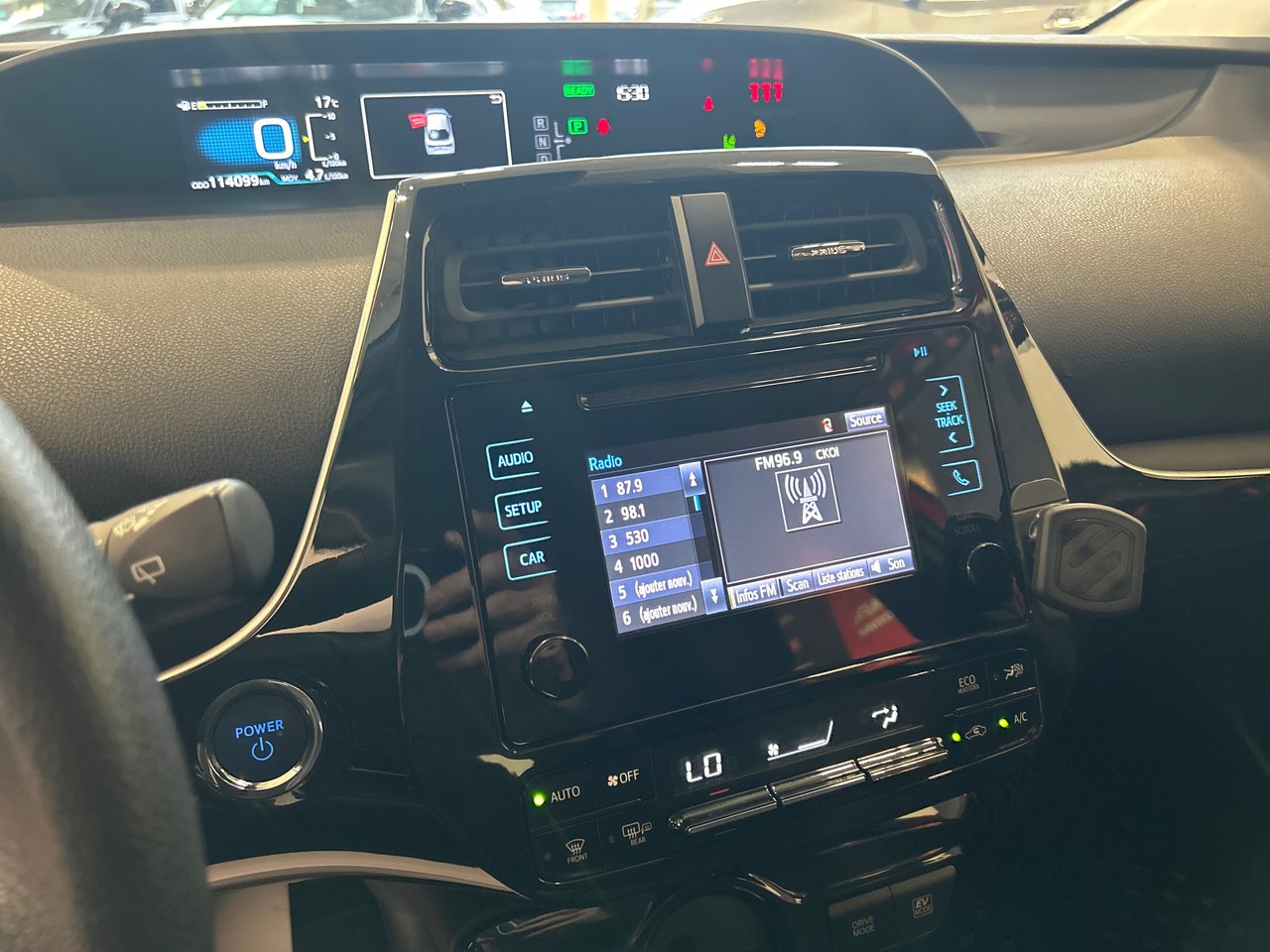 2019 Toyota Prius Base-27