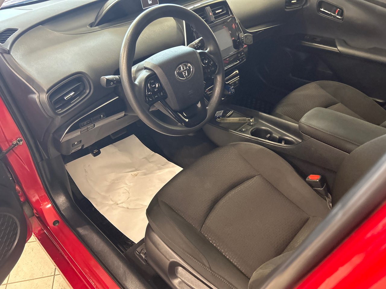 2019 Toyota Prius Base-16