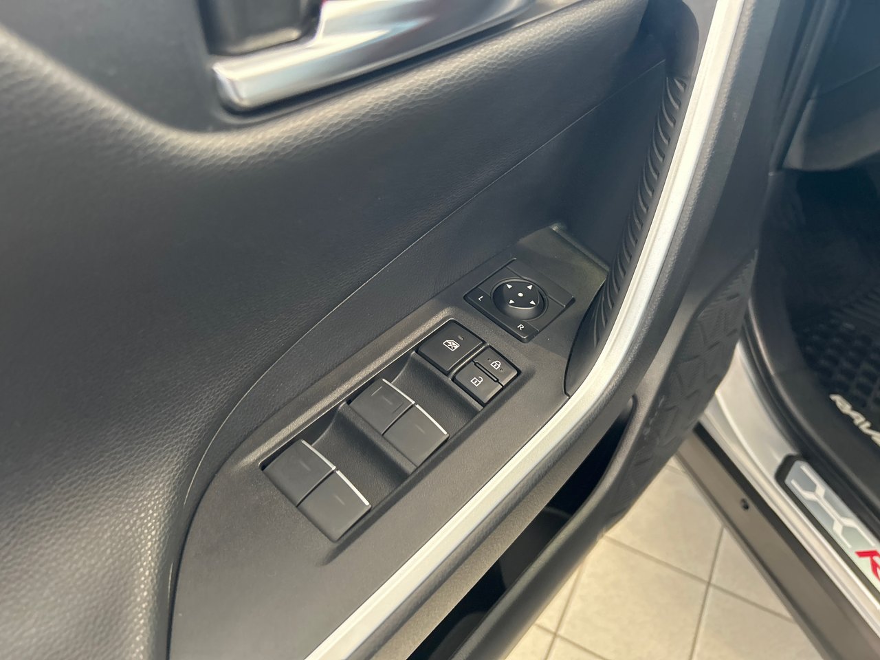 2022 Toyota RAV4 Prime XSE-23