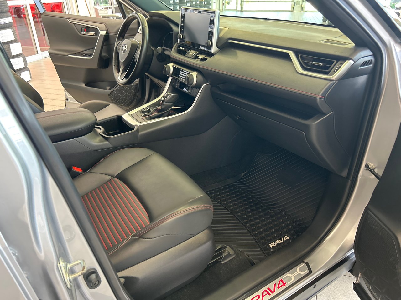 2022 Toyota RAV4 Prime XSE-15