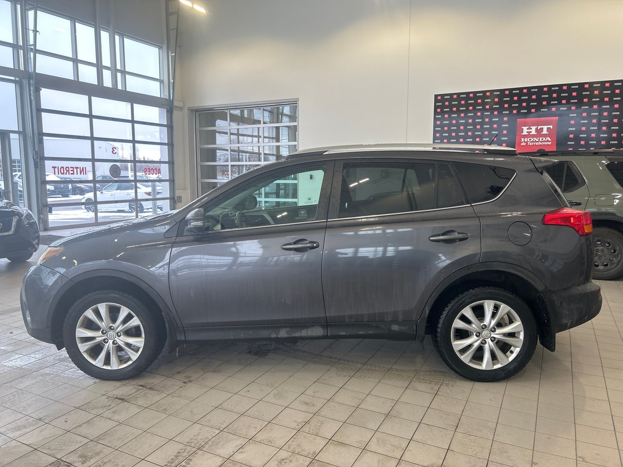 2013 Toyota RAV4 Limited-3