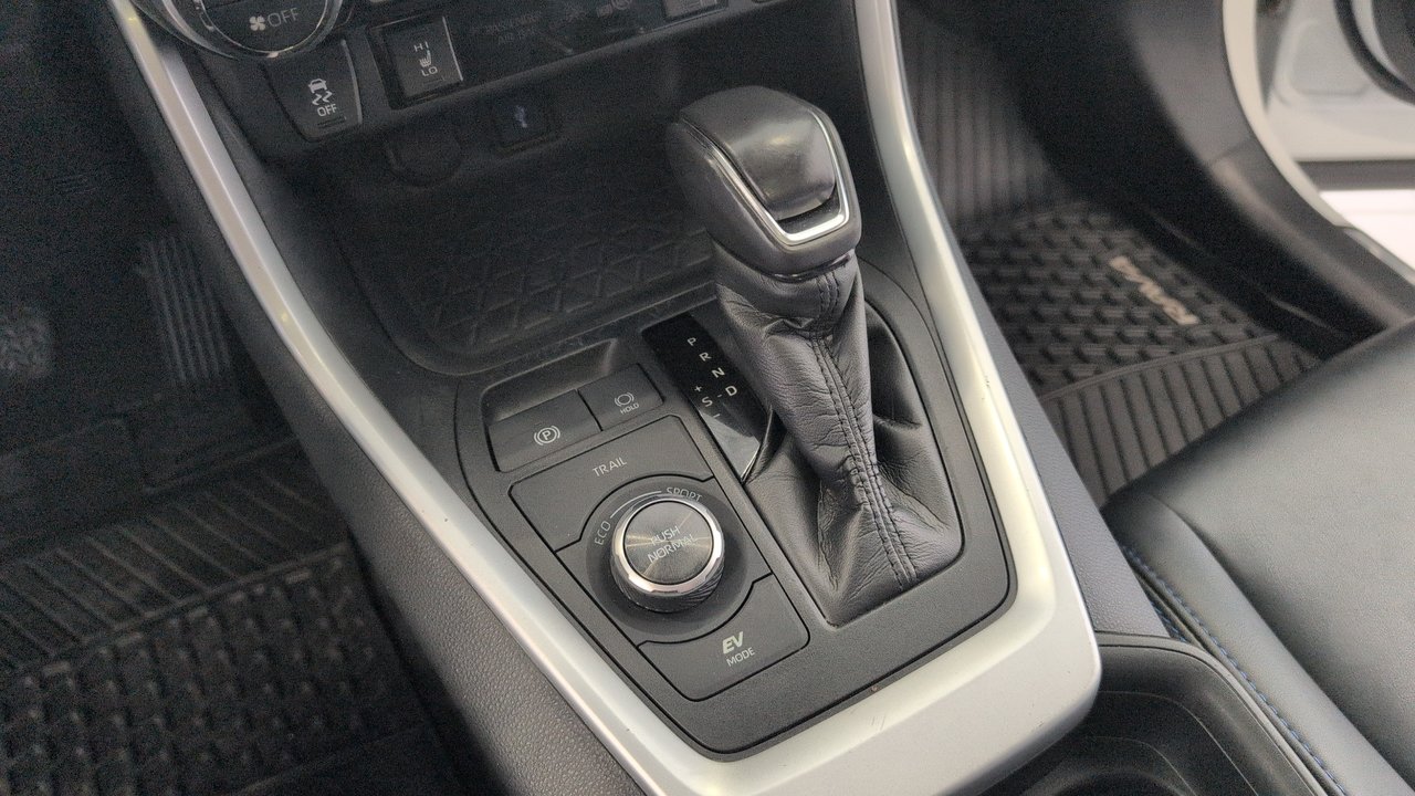 2021 Toyota RAV4 Hybrid  XSE-22
