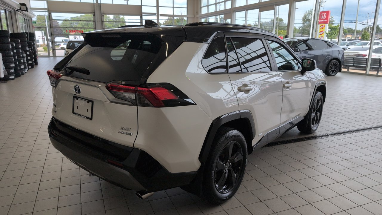 2021 Toyota RAV4 Hybrid  XSE-5