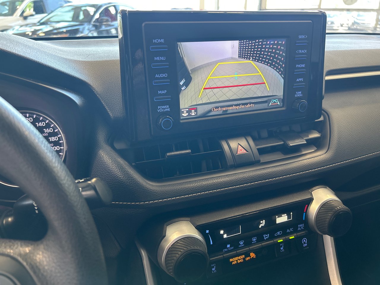Toyota RAV4 LE 2022-24
