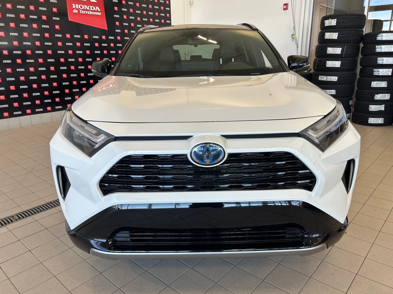 Toyota RAV4 Hybrid XSE 2023-30