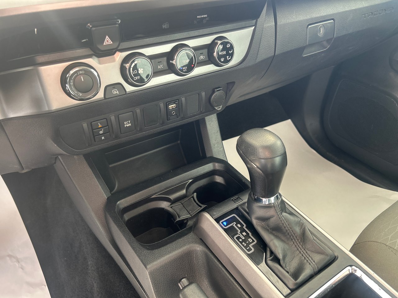 2018 Toyota Tacoma SR5-25