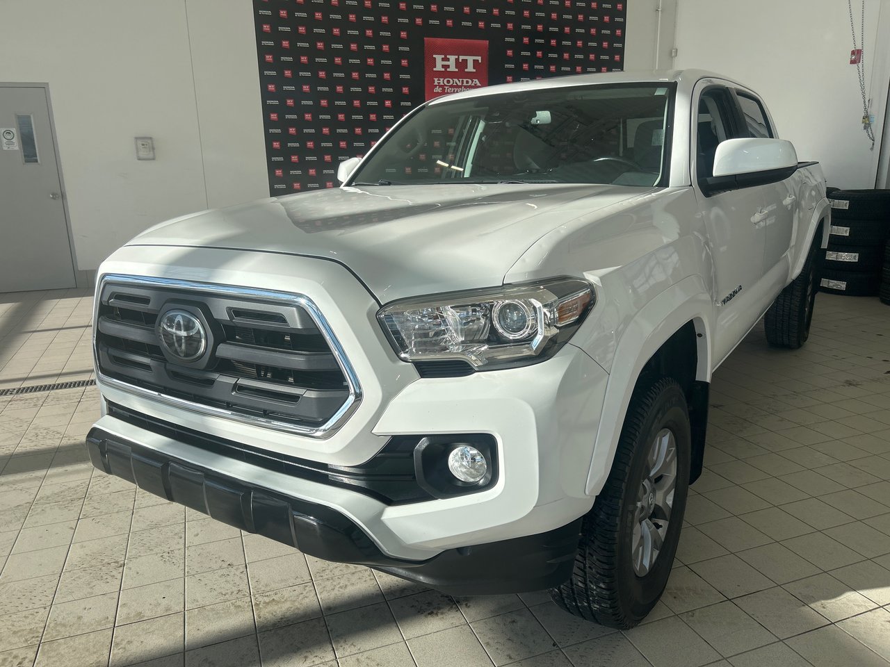 2018 Toyota Tacoma SR5-2