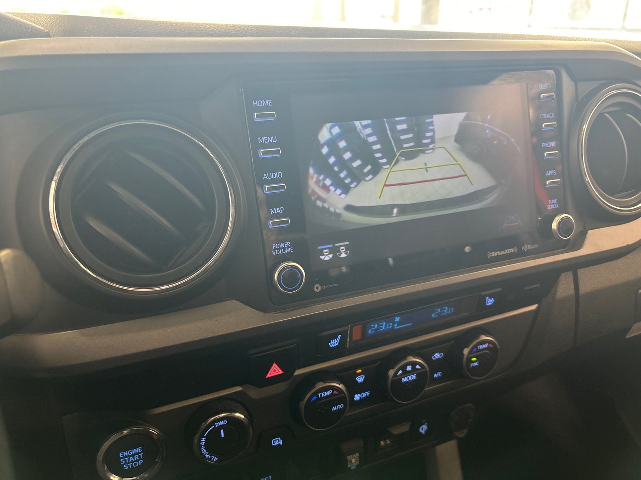 Toyota Tacoma TRD Off road premium 2021-15