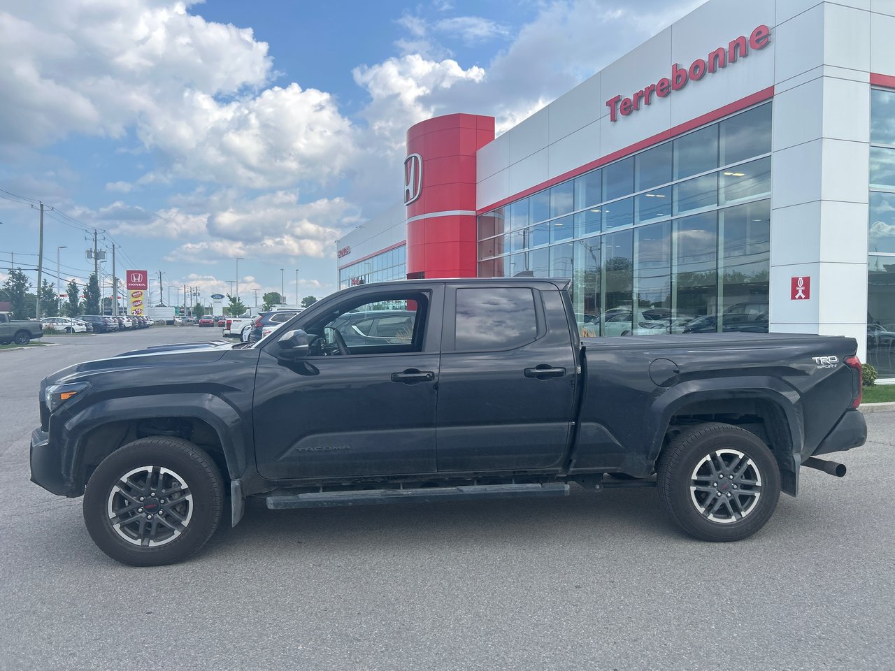Toyota Tacoma TRD Sport 2024-1