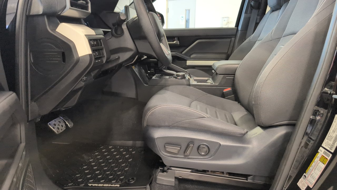 Toyota Tacoma TRD Sport 2024-14