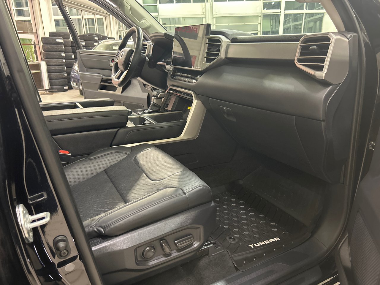 2023 Toyota Tundra Limited-19