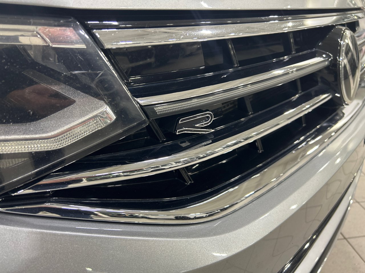 Volkswagen Tiguan Highline R-Line 2022-4