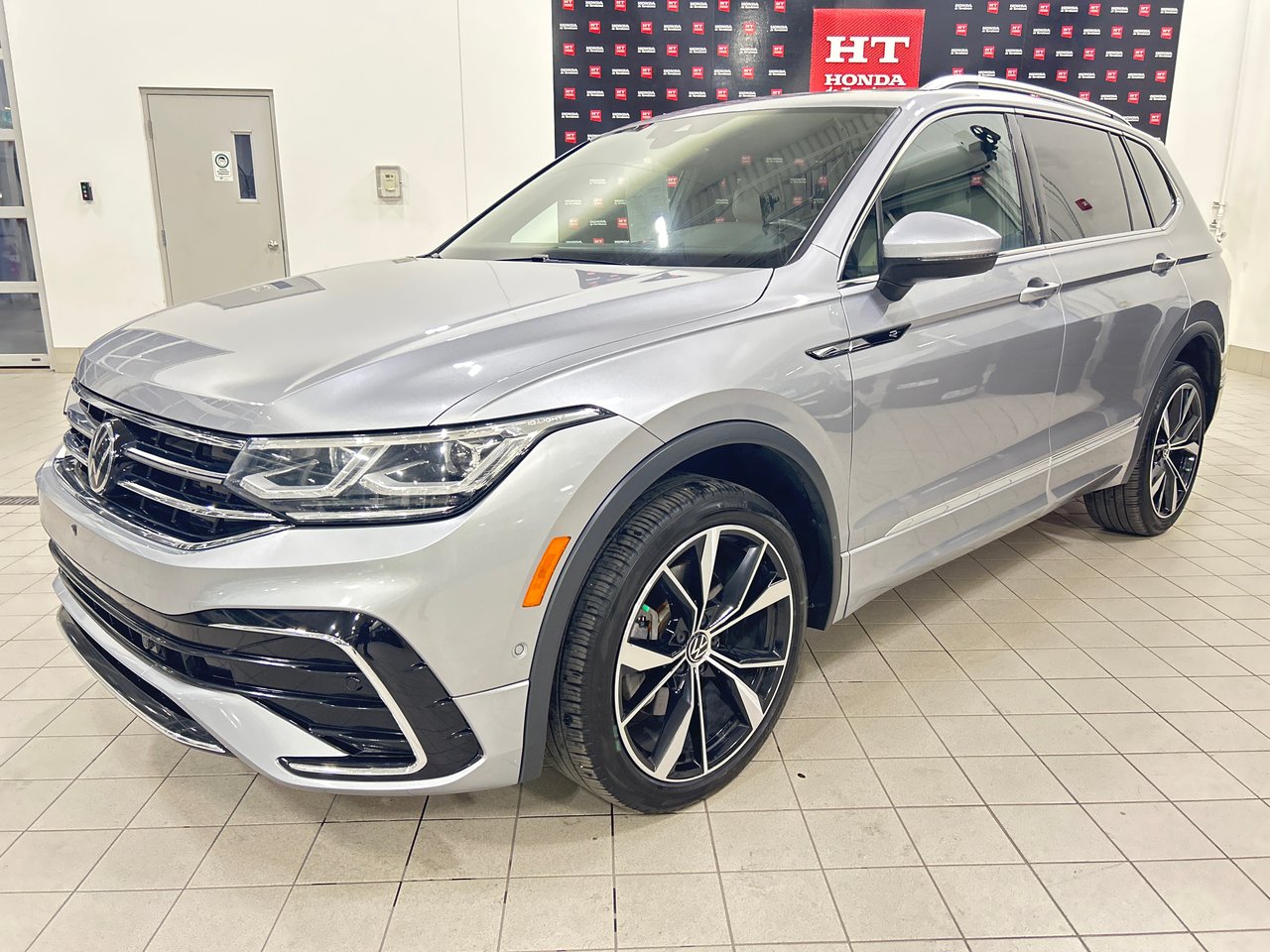 Volkswagen Tiguan Highline R-Line 2022-0
