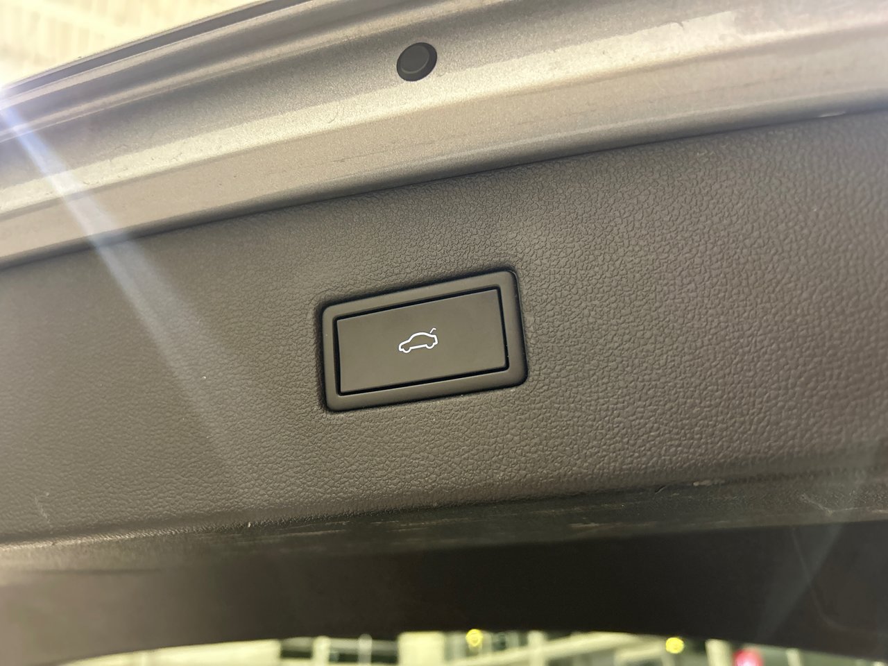 Volkswagen Tiguan Highline R-Line 2022-13