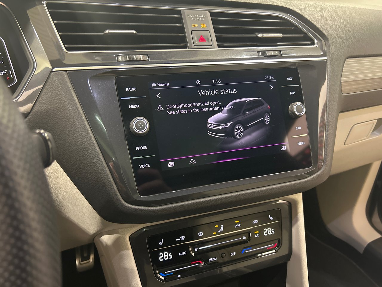 Volkswagen Tiguan Highline R-Line 2022-27