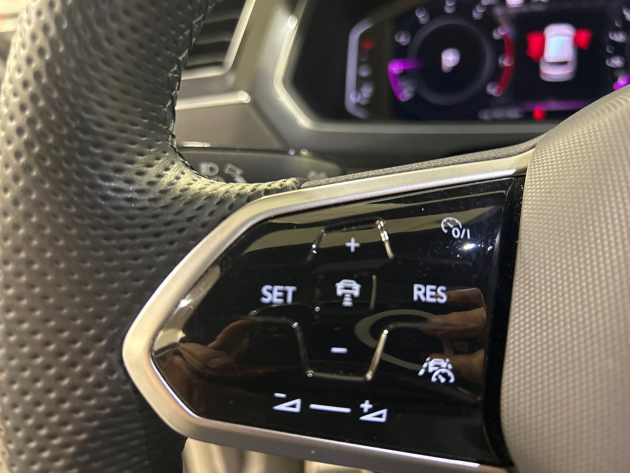 Volkswagen Tiguan Highline R-Line 2022-32