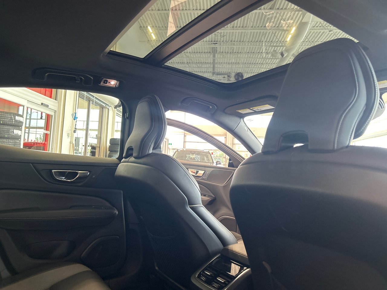 Volvo S60 R-Design 2019-31