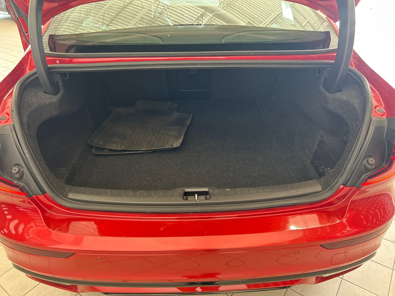 Volvo S60 R-Design 2019-27