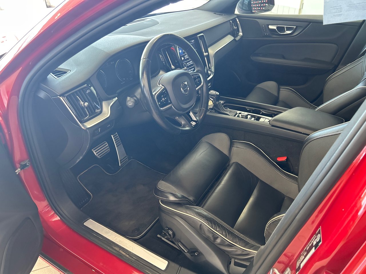 Volvo S60 R-Design 2019-9