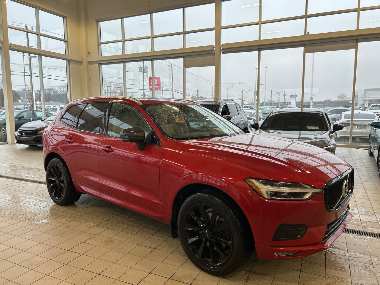 2020 Volvo XC60 Momentum-2