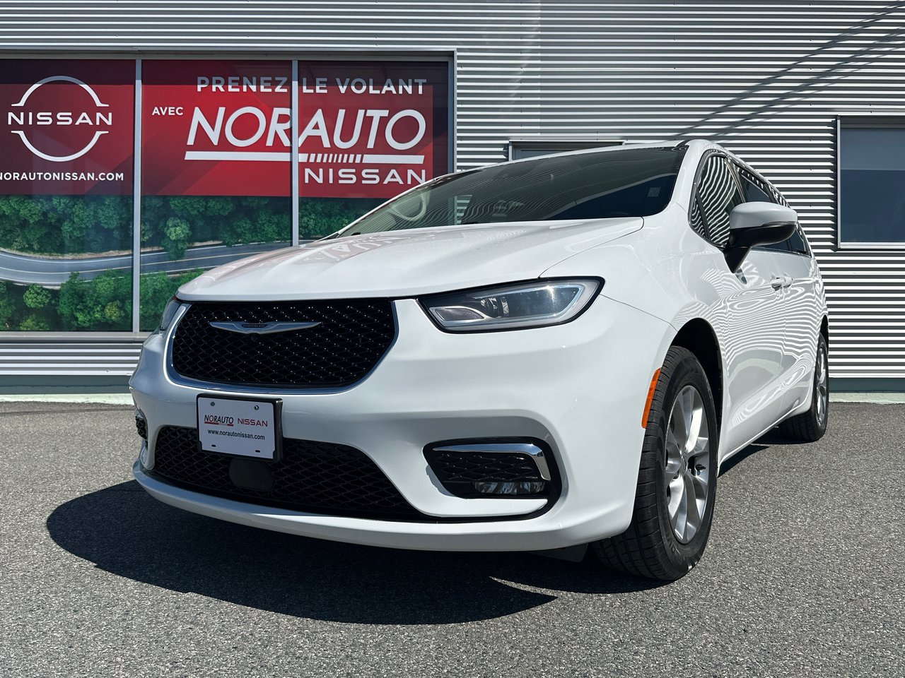 2023 Chrysler Pacifica