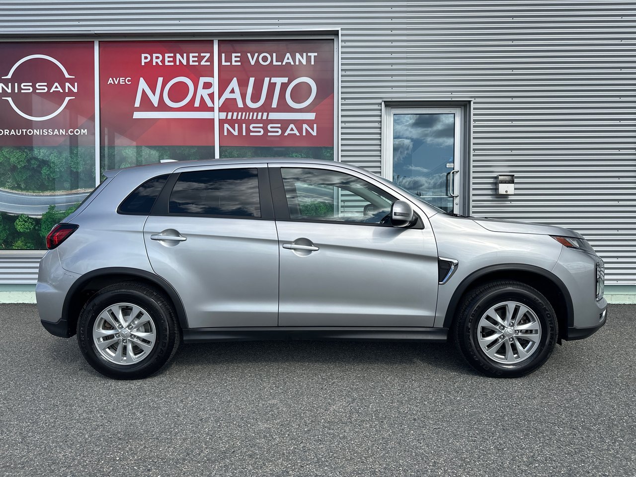 2024 Mitsubishi RVR