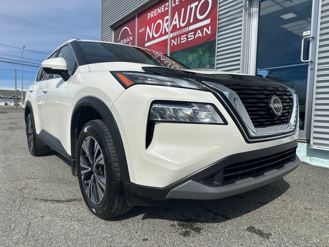 Nissan Rogue 2023