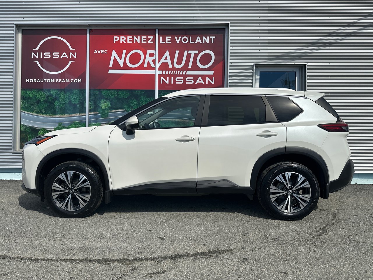Nissan Rogue 2023