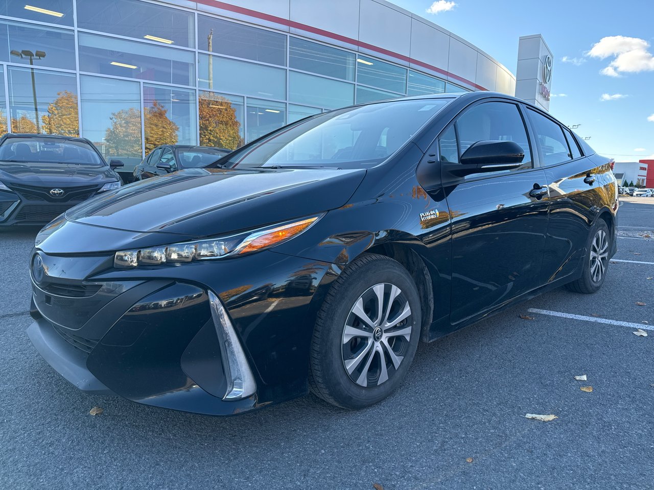 Used 2021 Toyota Prius Prime with 120,337 km for sale at Otogo