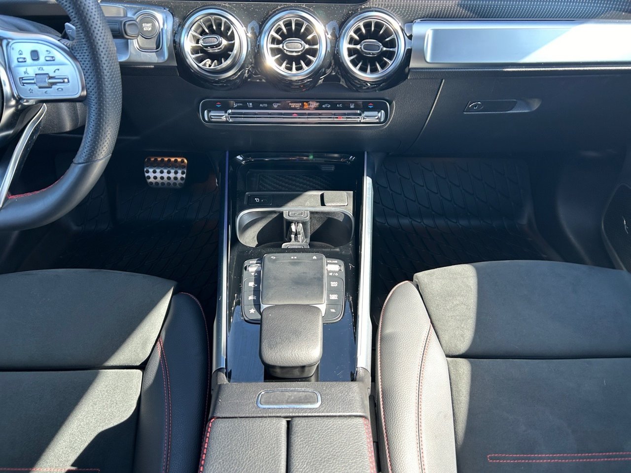 Mercedes-Benz EQB350 4MATIC SUV 2023
