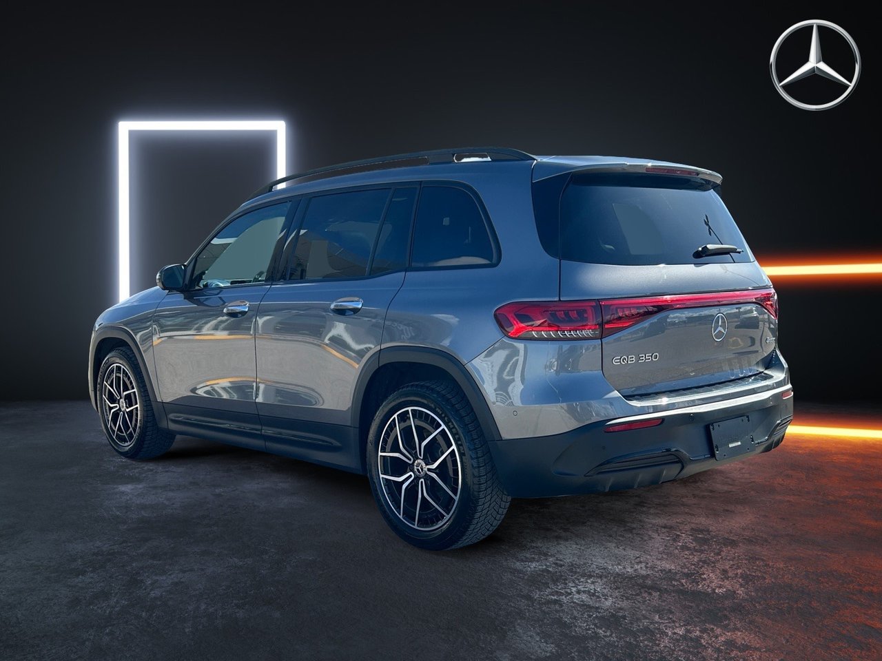 Mercedes-Benz EQB350 4MATIC SUV 2023