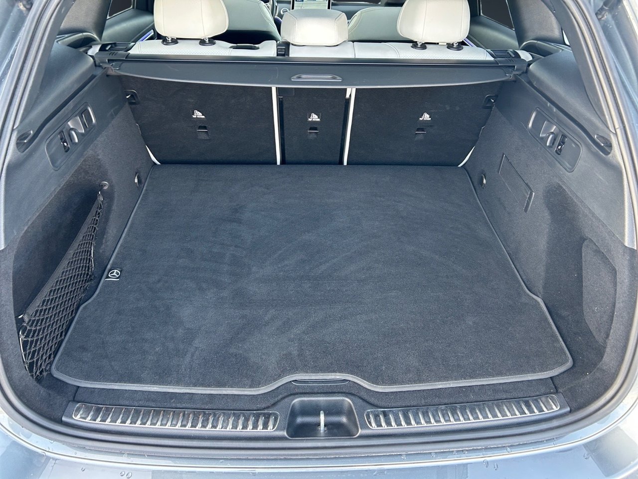 Mercedes-Benz GLC300 4MATIC SUV 2023