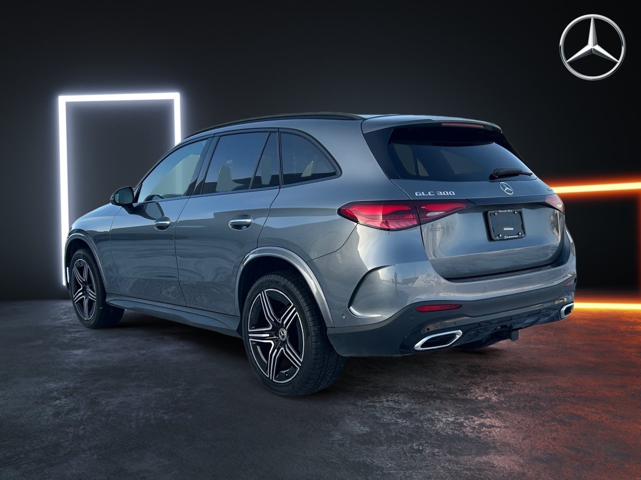 Mercedes-Benz GLC300 4MATIC SUV 2023