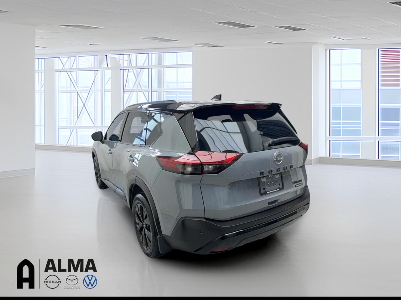 2023 Nissan Rogue SV Édition de minuit TI