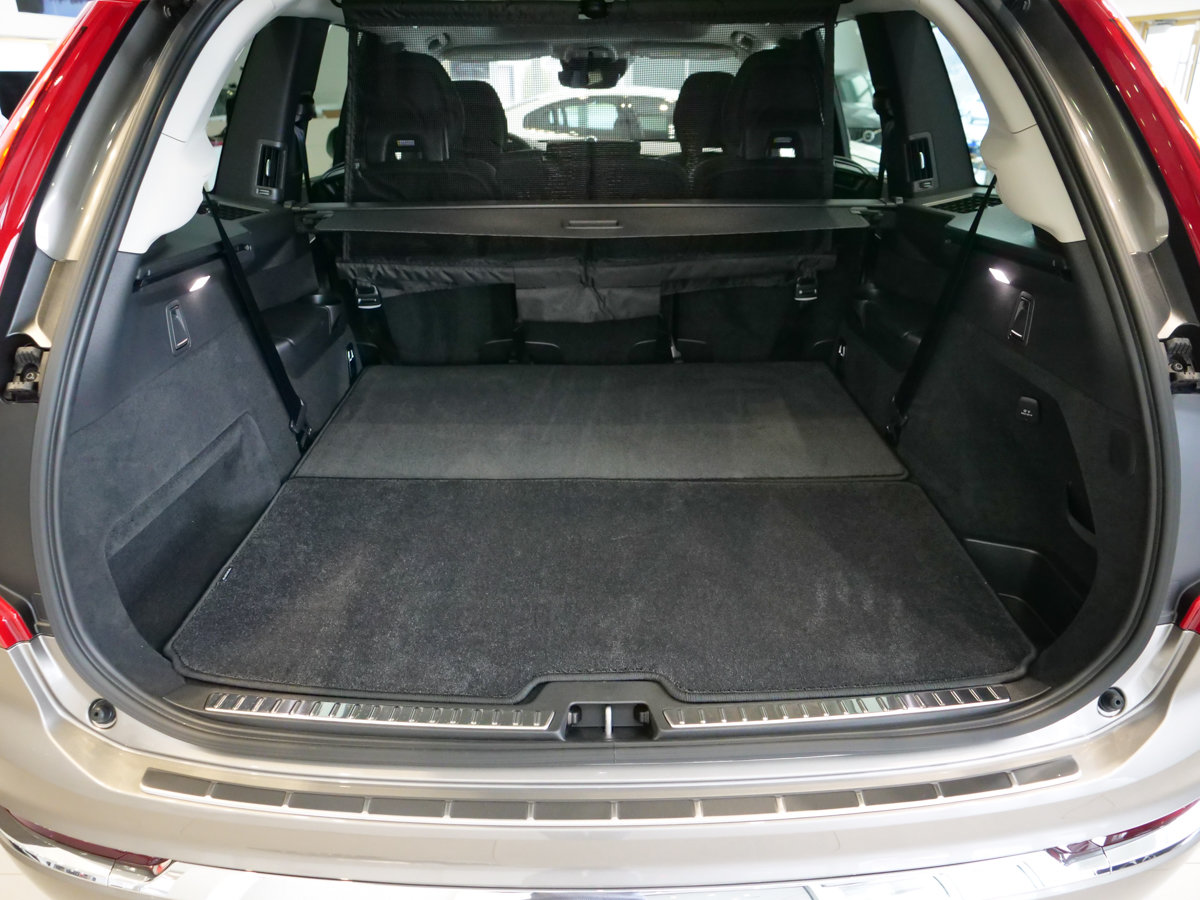 2022 Volvo XC90 Inscription/ Polestar/ Bowers & Wilkins/Advanced-18