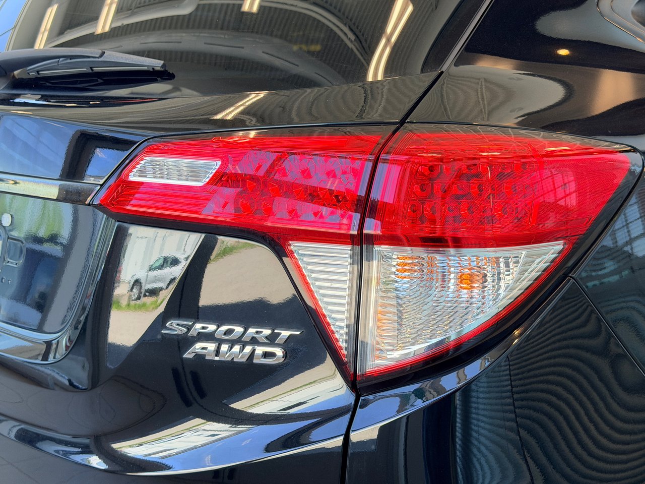 2021 Honda HR-V Sport-10
