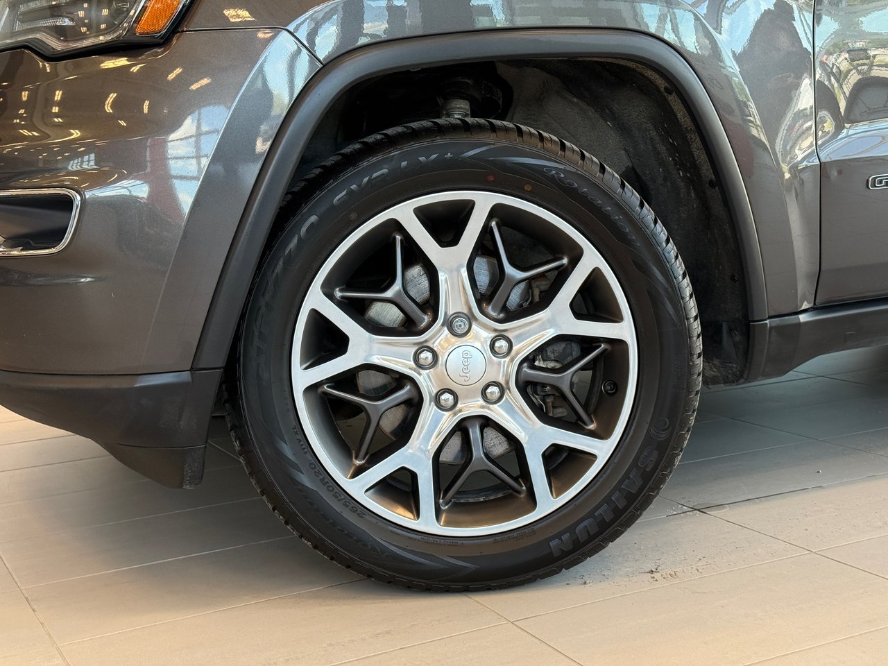 2019 Jeep Grand Cherokee Limited-5